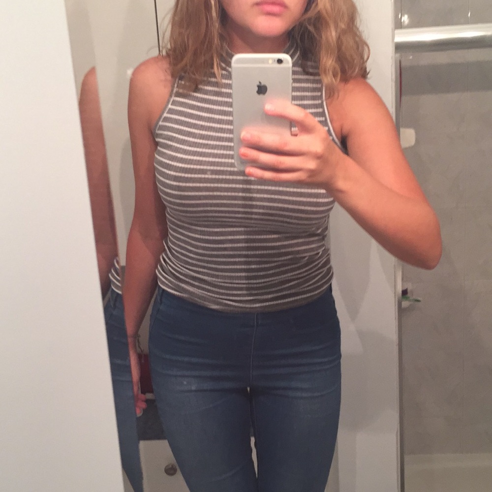 Francesca’s High Neck Sleeveless Tank Top